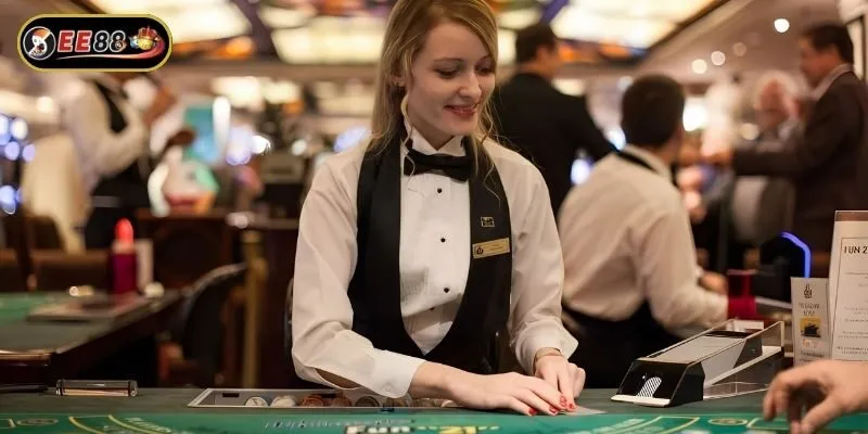 Dealer là thuật ngữ chỉ các nhân viên phụ trách chia bài trong những sòng bạc lớn Dealer là thuật ngữ chỉ các nhân viên phụ trách chia bài trong những sòng bạc lớn
